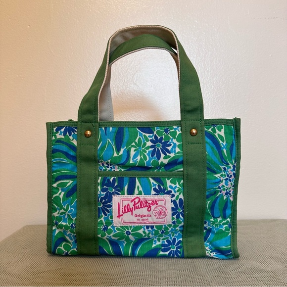 Lilly Pulitzer Original Tote - Picture 1 of 6